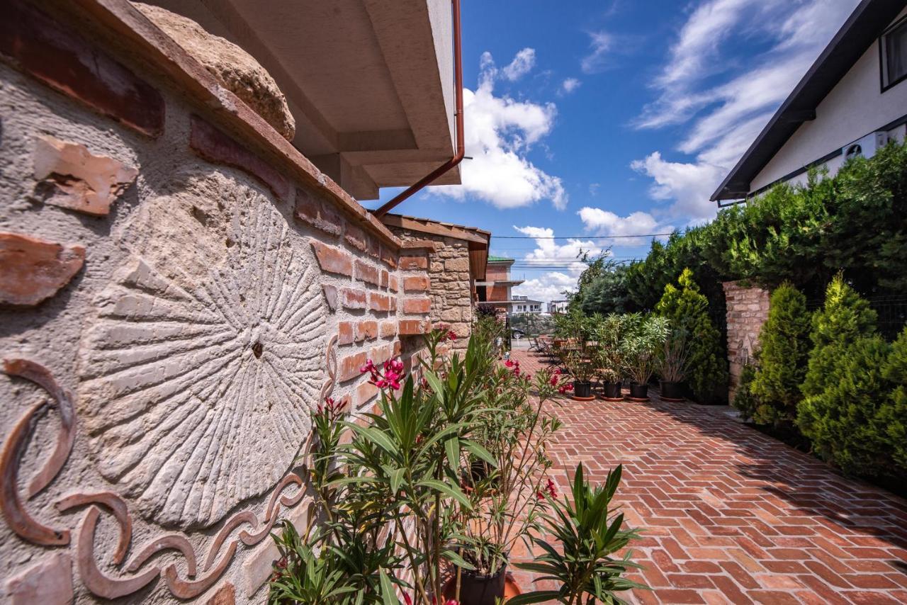 Artelier Vama Veche Hotel ภายนอก รูปภาพ